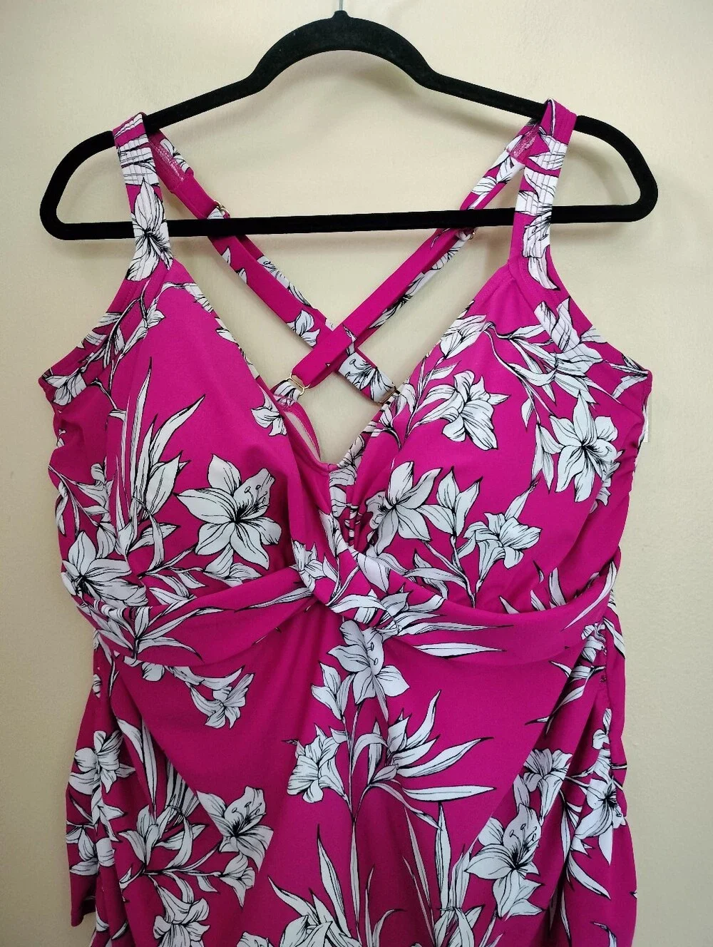 Kona Sol floral tankini
